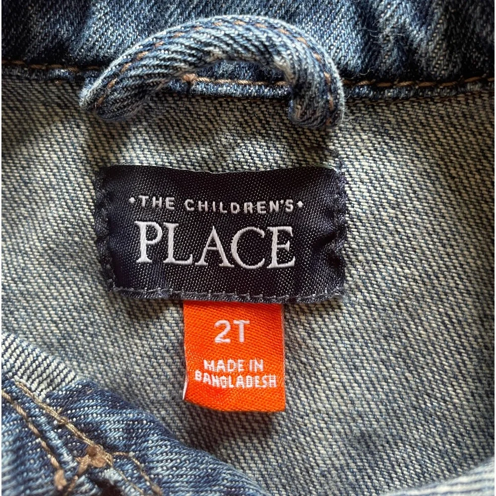 The children’s place toddler denim button up jacket size 2